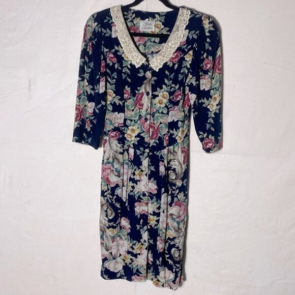 Vintage Honey Fashions Romantic Floral Cottagecore Dress With Lace Collar - Picture 13 of 13